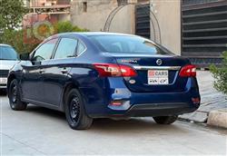 نیسان سێنترا